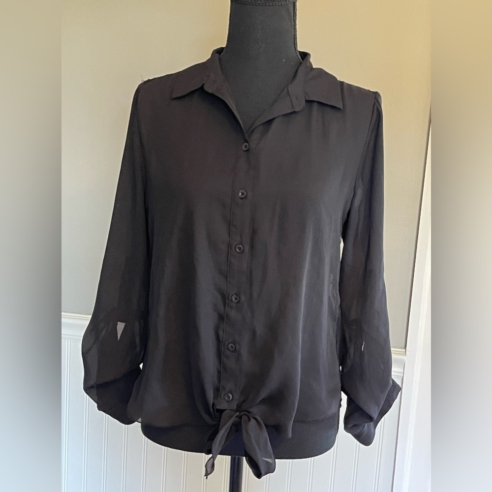 Candie’s lace blouse